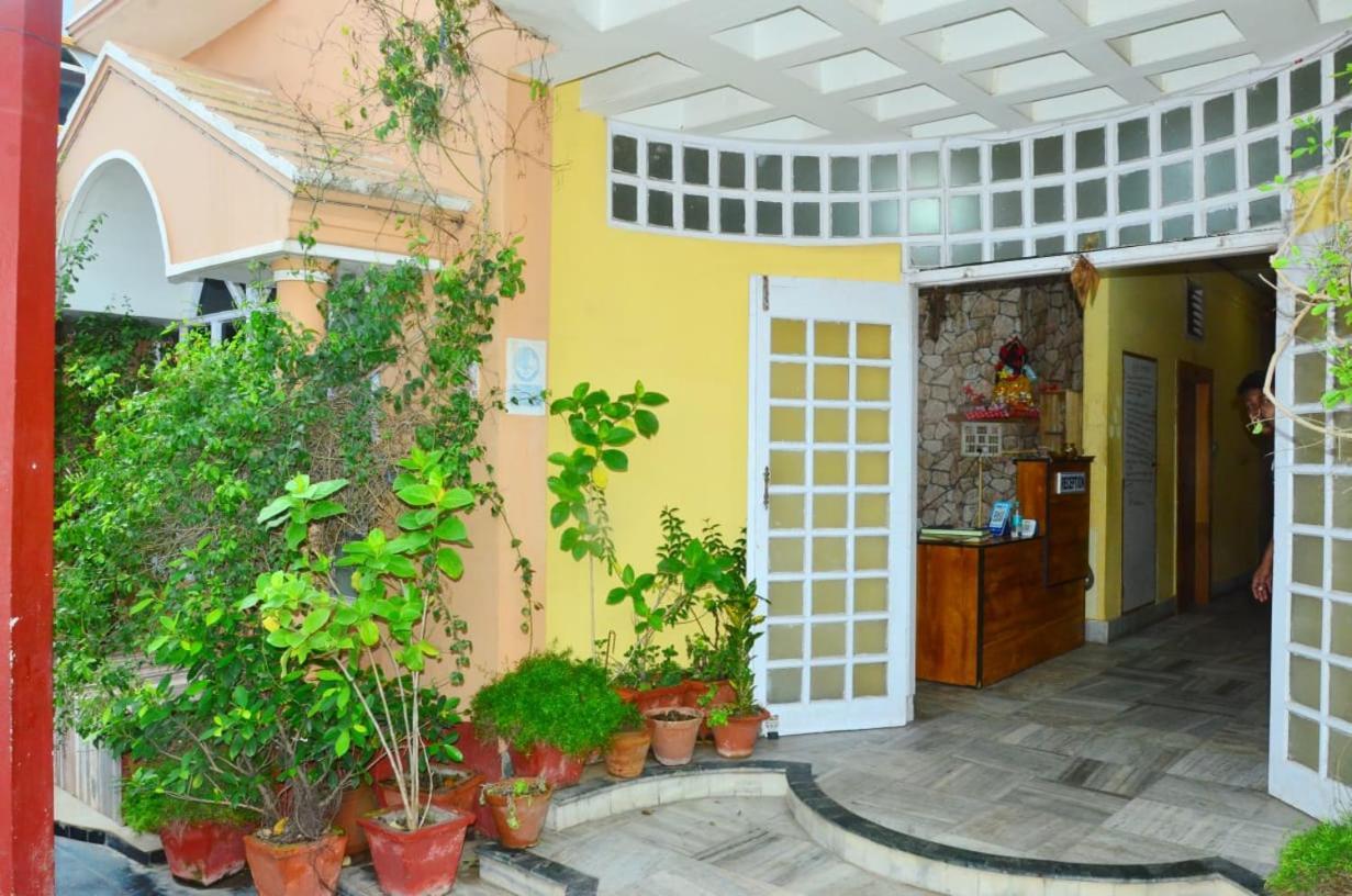 Shree Ganesh Holiday Resort . ଶ୍ରୀ ଗଣେଶ ହଲିଡେ ରେସୋର୍ଟ। Пури Экстерьер фото